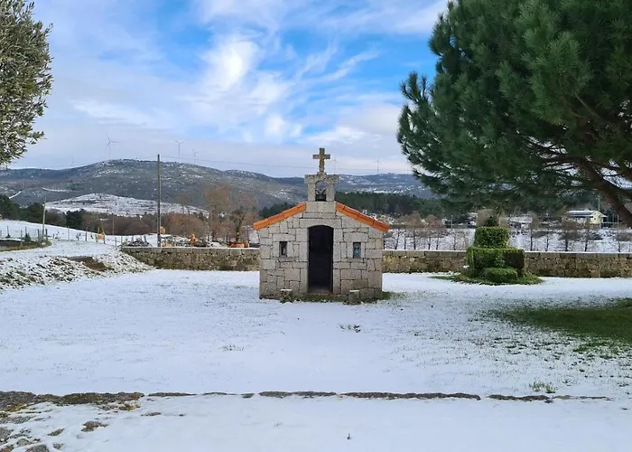 Quinta De Santo Estevao Rural 4* אגיאר דה ביירה