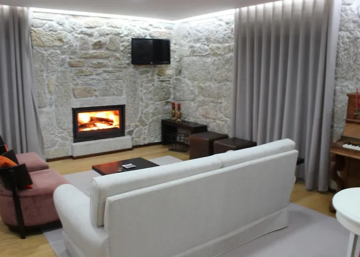 Quinta De Santo Estevao Rural 4* אגיאר דה ביירה